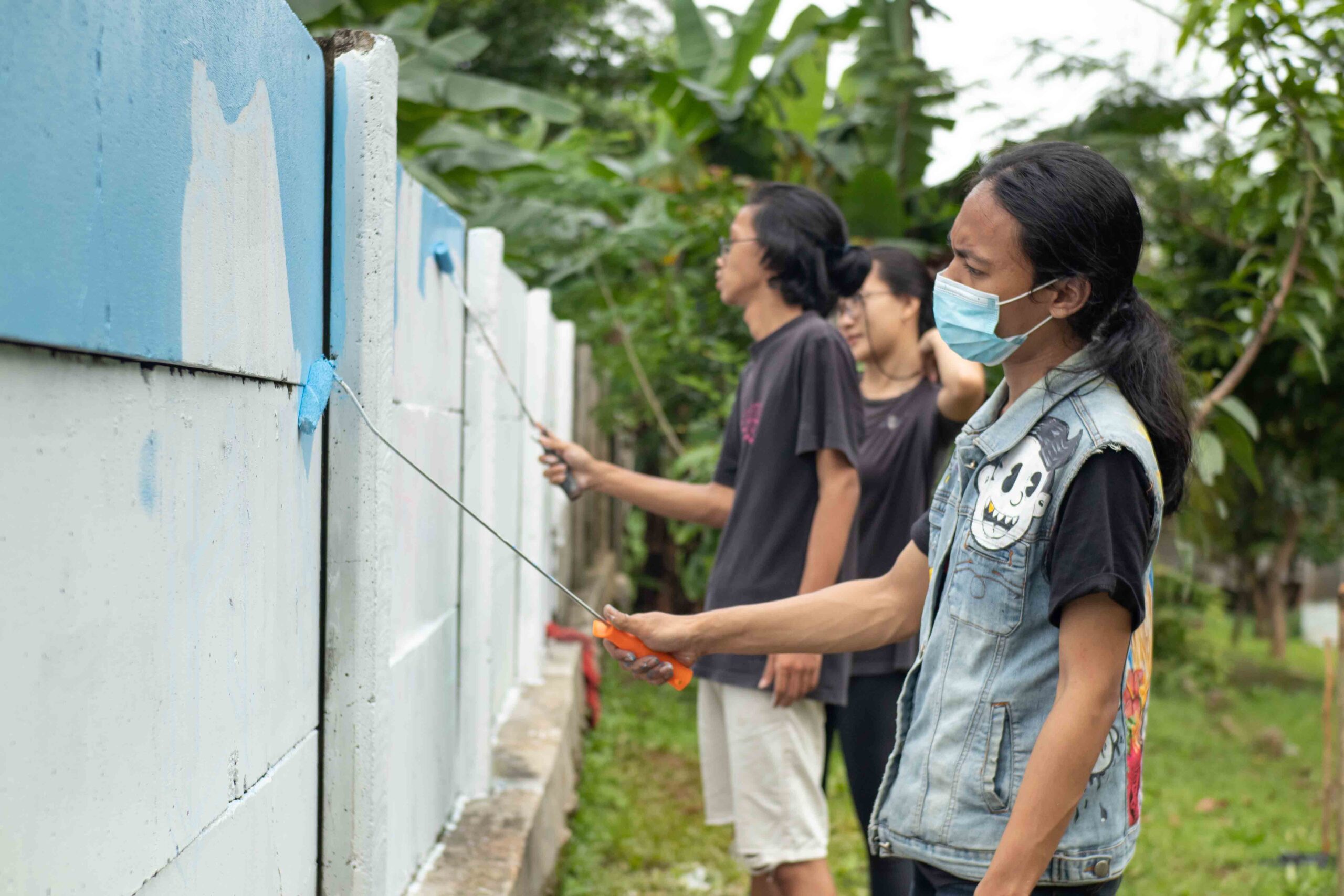 Mural Buatan Zita Nadia dan Himpunan Mahasiswa DKV UPJ Bantu Tingkatkan Suasana Belajar di RPTRA Anggrek Bintaro