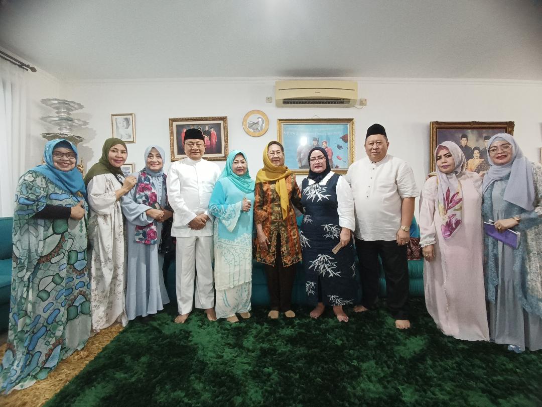 Silaturahmi Sosial MT Raudhatul Nurwalida