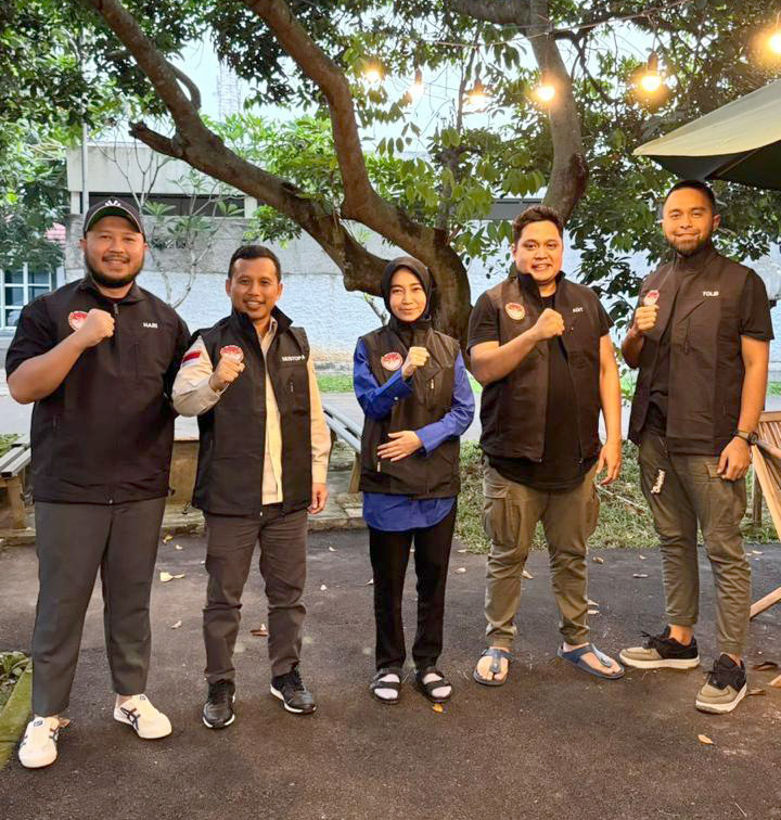 Gema Keadilan Tangsel Kembali Beri Bantuan Wakaf Karpet Mushola