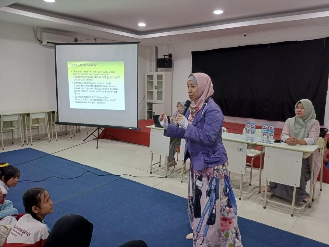 Sosialisasi Bank Sampah bersama PKBM Kak Seto.