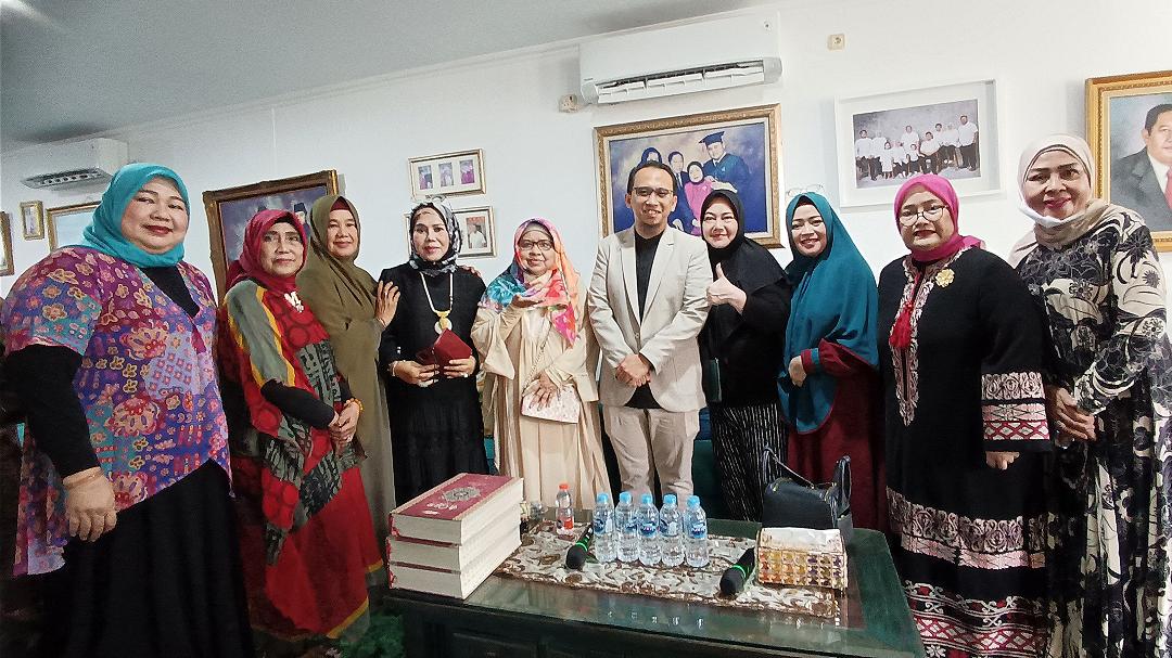Kajian Rutin MT Raudhatul Nurwalida Bersama Ustadz Sonny Abi Kim
