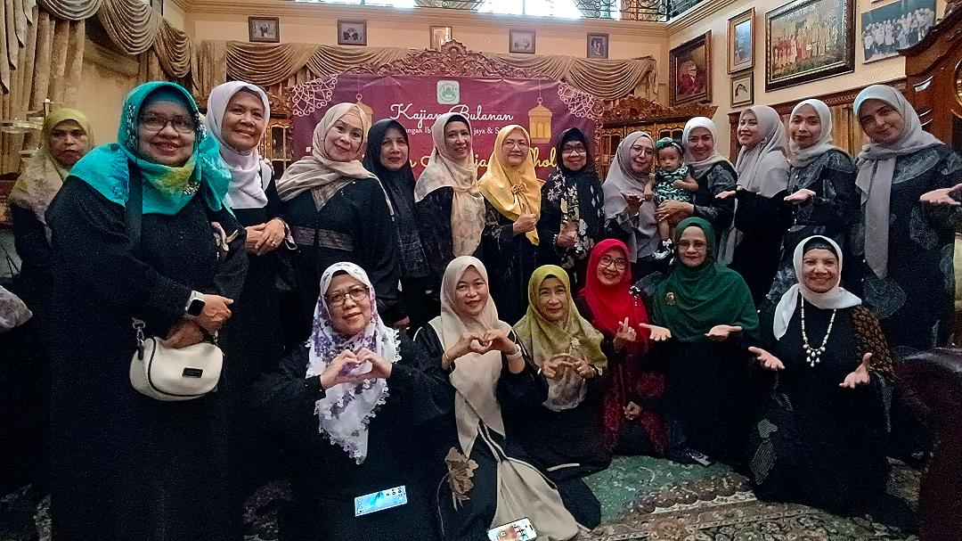 MT Gabungan Ibu-Ibu Bintaro Jaya & Sekitarnya Gelar Kajian Bulanan di Rumah Ketua MT