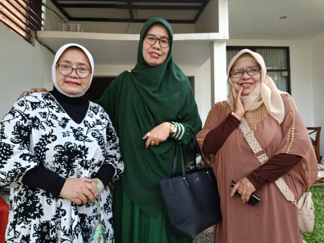 MT Raudhatul Nurwalida Hadirkan Ustadzah Yati Priyati, M.ag